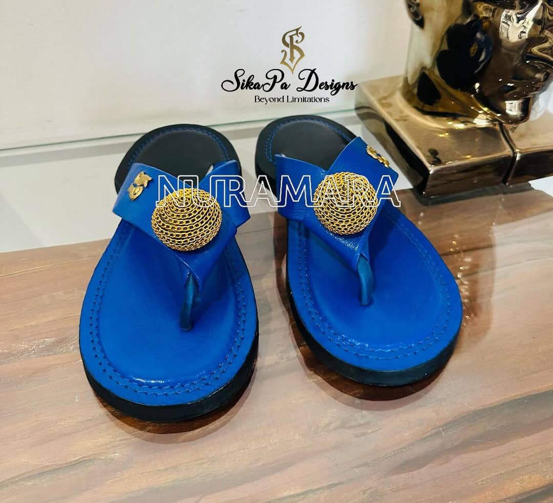 Palace Ahenema – Traditional Noble Wear